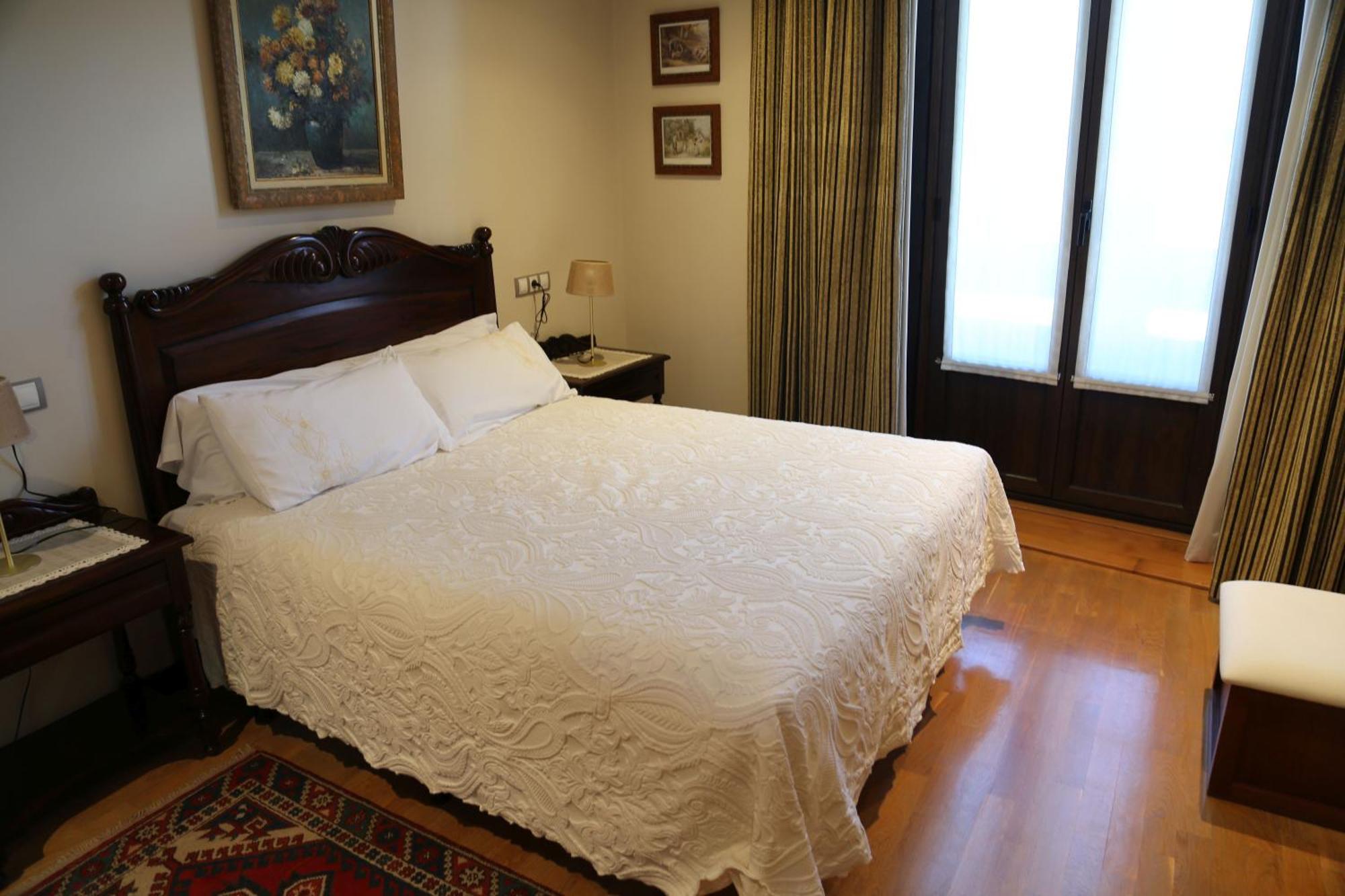 Apartamentos La Pontiga *** Infiesto Room photo